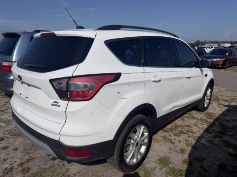 2017 Ford Escape SE