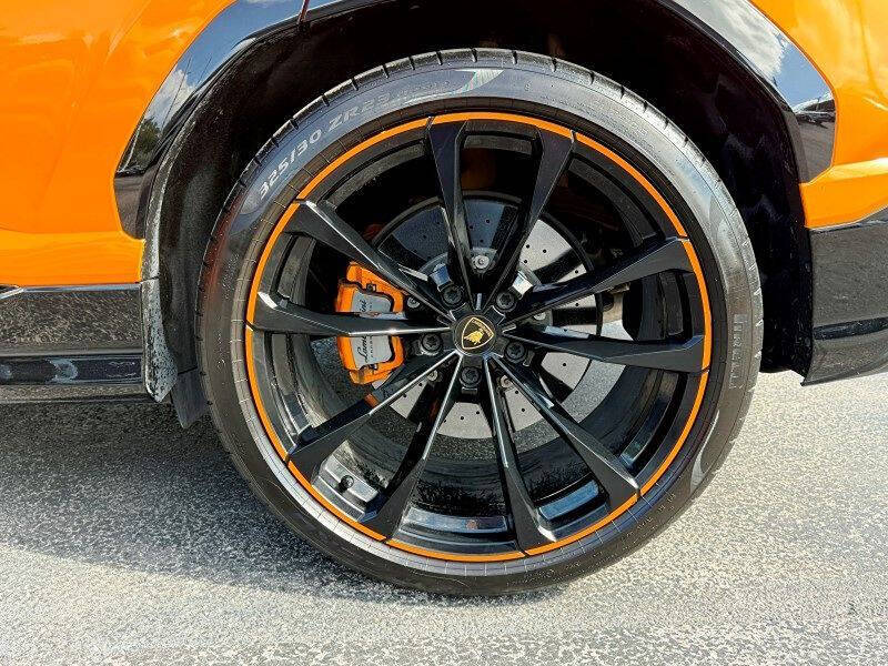 2022 Lamborghini Urus