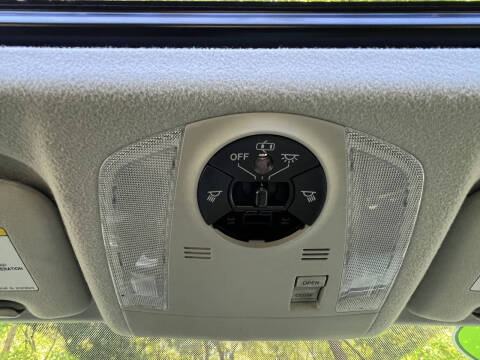 2015 Toyota Prius Three