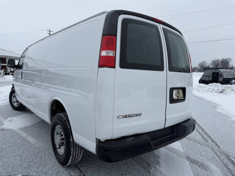 2021 Chevrolet Express 2500