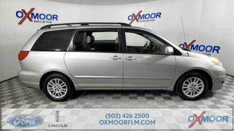 2008 Toyota Sienna for sale at Woodford Car Company in Versailles KY