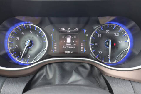 2023 Chrysler Voyager LX