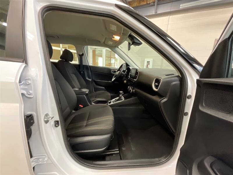 2021 Hyundai Venue SEL