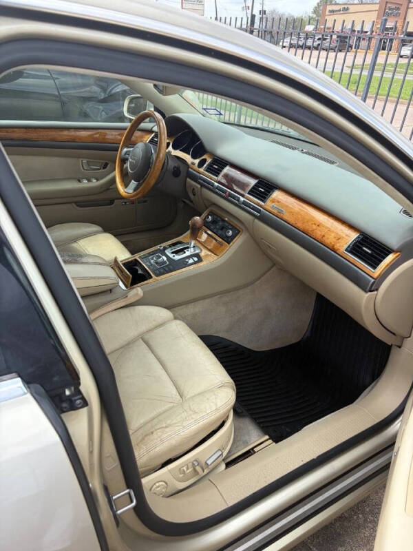 2005 Audi A8 L quattro