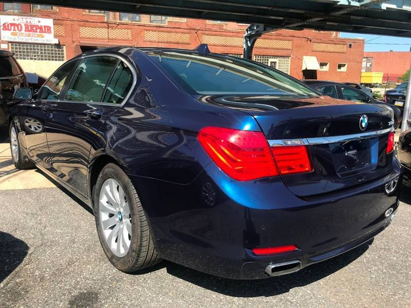 2011 BMW 7 Series 750Li xDrive