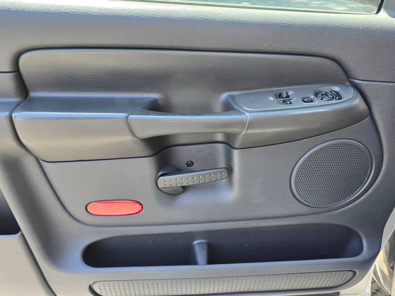 2004 Dodge Ram 2500 SLT