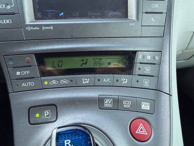 2013 Toyota Prius Three