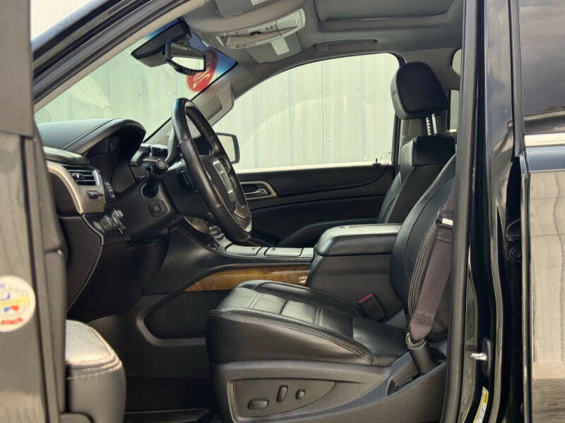 2017 GMC Yukon XL Denali