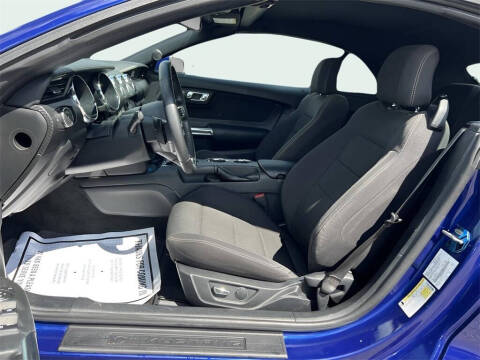 2016 Ford Mustang V6