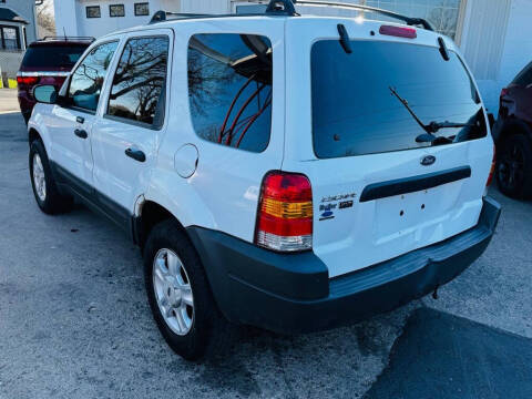 2004 Ford Escape XLT
