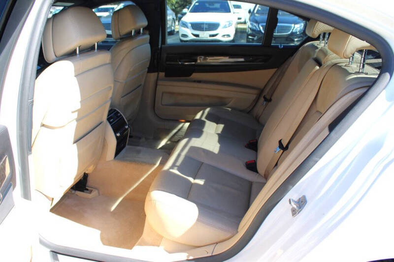 2013 BMW 7 Series 740Li