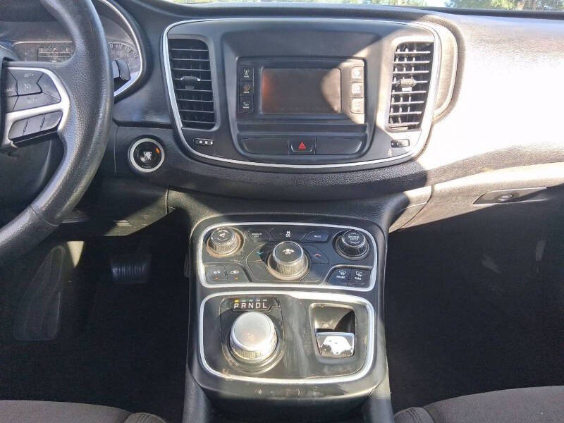 2015 Chrysler 300 Limited