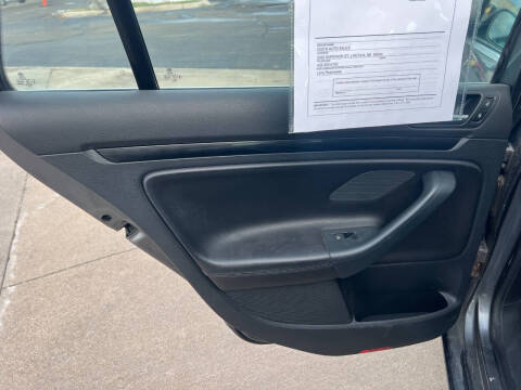 2013 Volkswagen Jetta SportWagen TDI