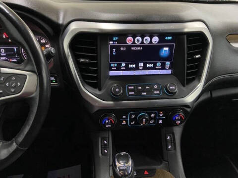 2017 GMC Acadia SLE-2