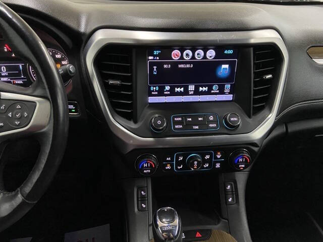 2017 GMC Acadia SLE-2