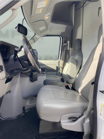 2024 Ford E-Series