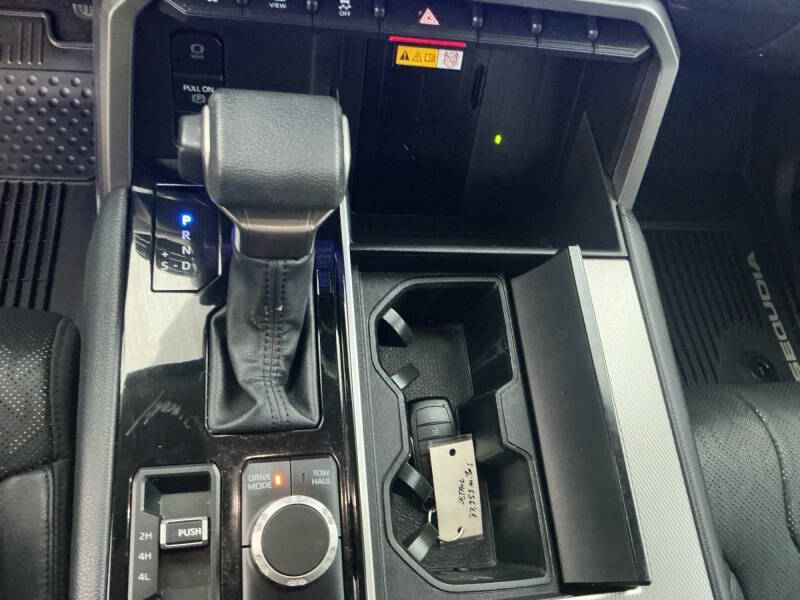 2024 Toyota Sequoia Limited