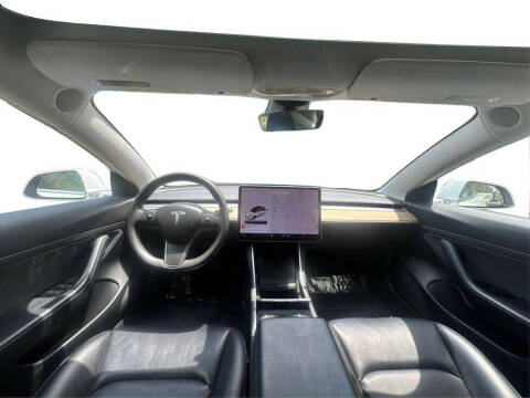 2020 Tesla Model 3 Standard Range