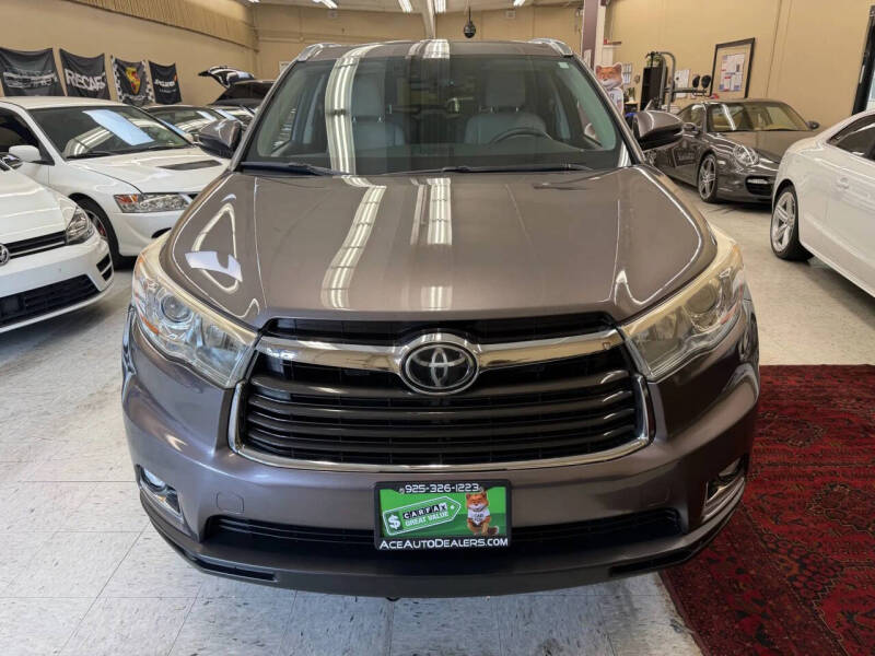 2016 Toyota Highlander Limited Platinum