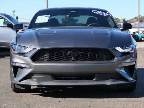 2022 Ford Mustang EcoBoost