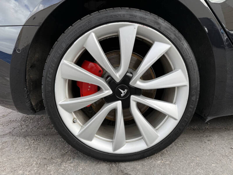 2018 Tesla Model 3 Performance