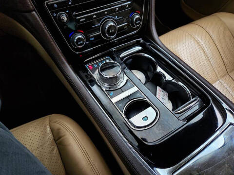 2015 Jaguar XJ