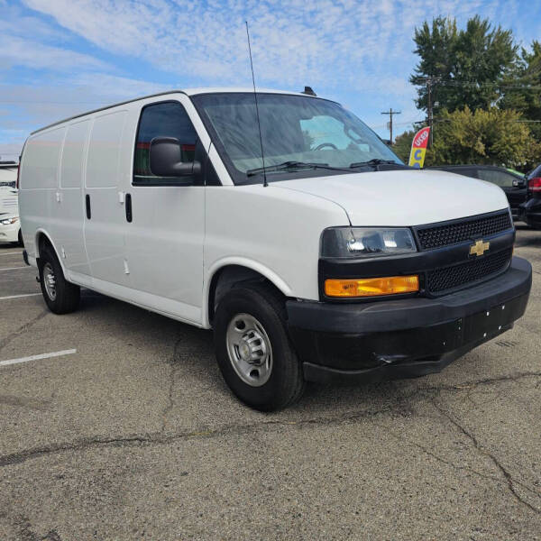 2021 Chevrolet Express 2500