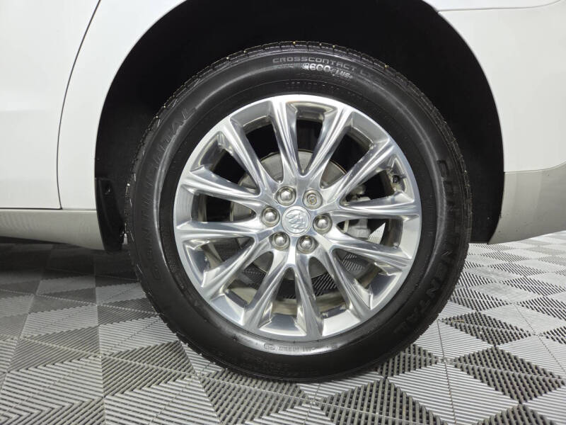 2020 Buick Enclave Essence