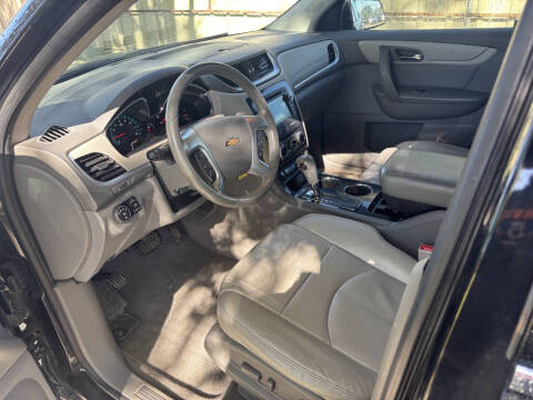 2017 Chevrolet Traverse LT