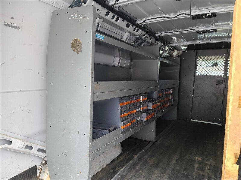 2018 GMC Savana 2500