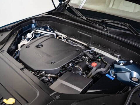 2023 Volvo XC90 B6 Plus Bright Theme 6P