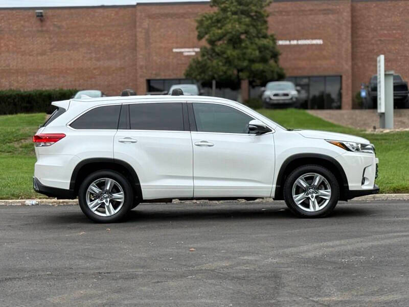 2017 Toyota Highlander Limited