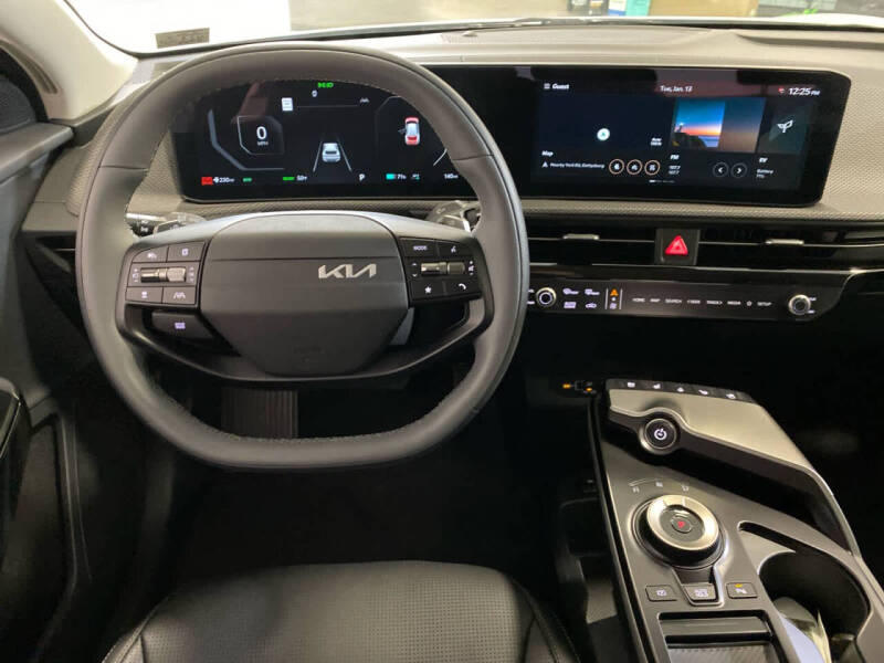 2025 Kia EV6 Wind