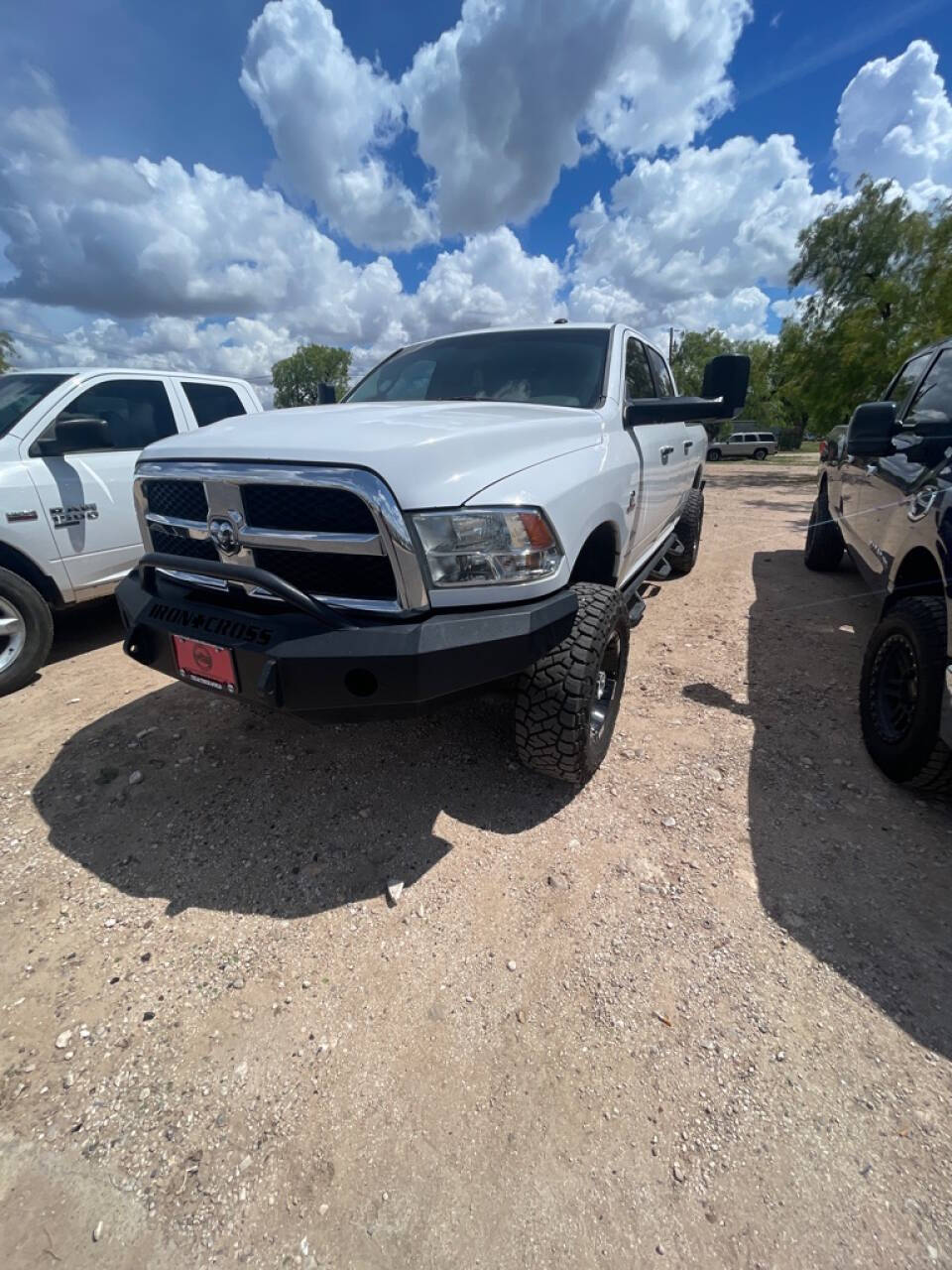 White 2016 Ram 2500 SLT 4x4 SLT 4dr Crew Cab 6.3 ft. SB Pickup 1