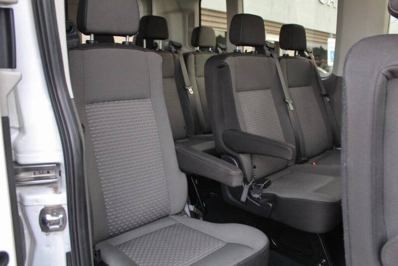 2024 Ford Transit 350 XLT