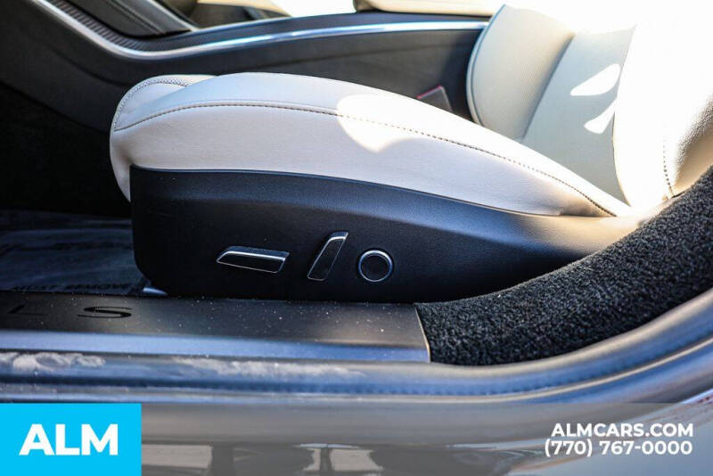 2021 Tesla Model S Plaid