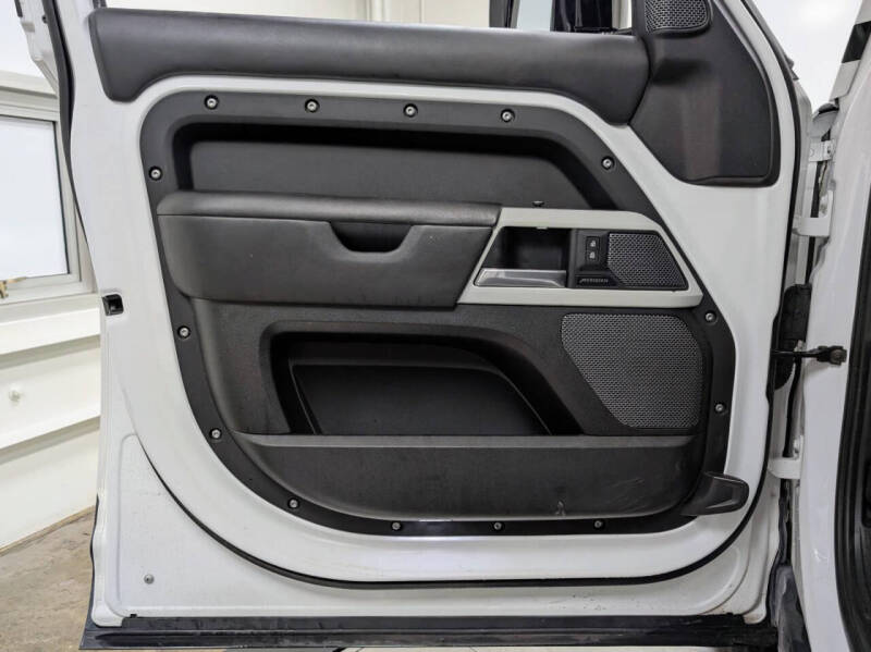 2020 Land Rover Defender 110 HSE