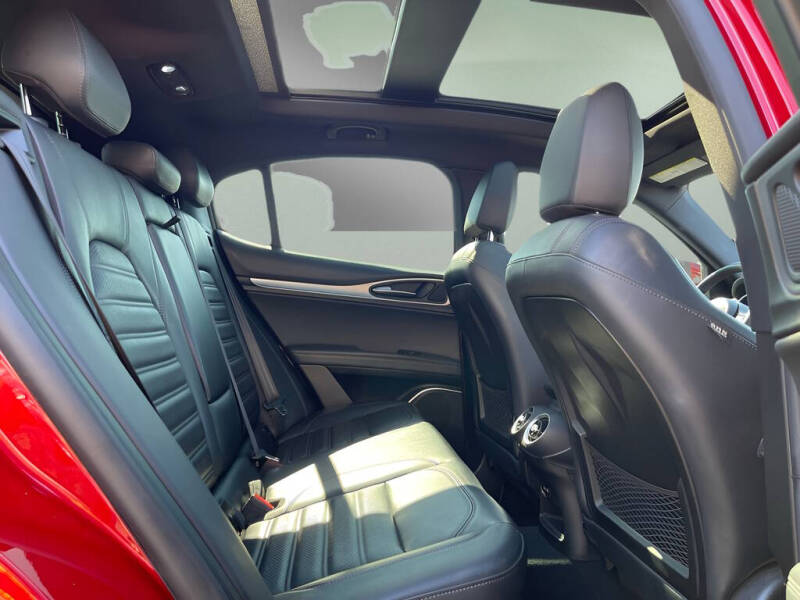 2018 Alfa Romeo Stelvio Ti Sport