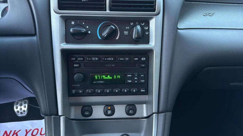 2003 Ford Mustang Mach 1 Premium