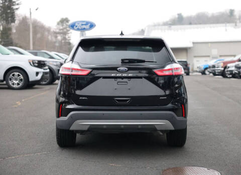 2022 Ford Edge SEL