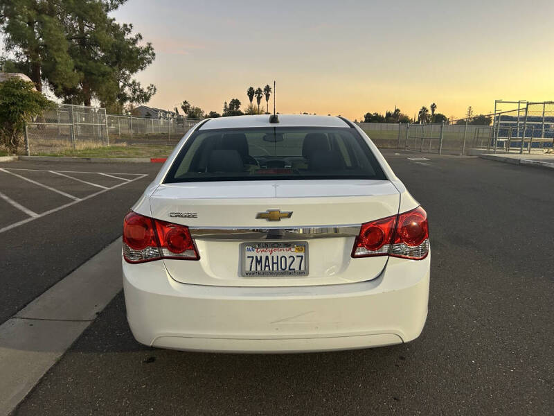 2015 Chevrolet Cruze LS Auto