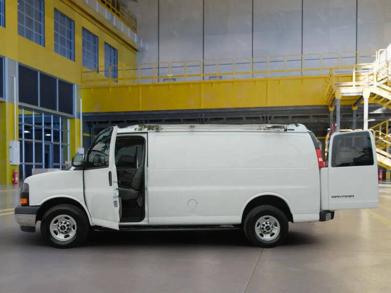 2020 GMC Savana 2500