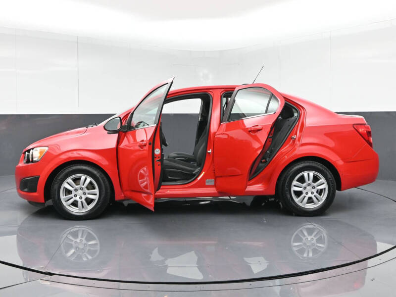 2016 Chevrolet Sonic LT Auto