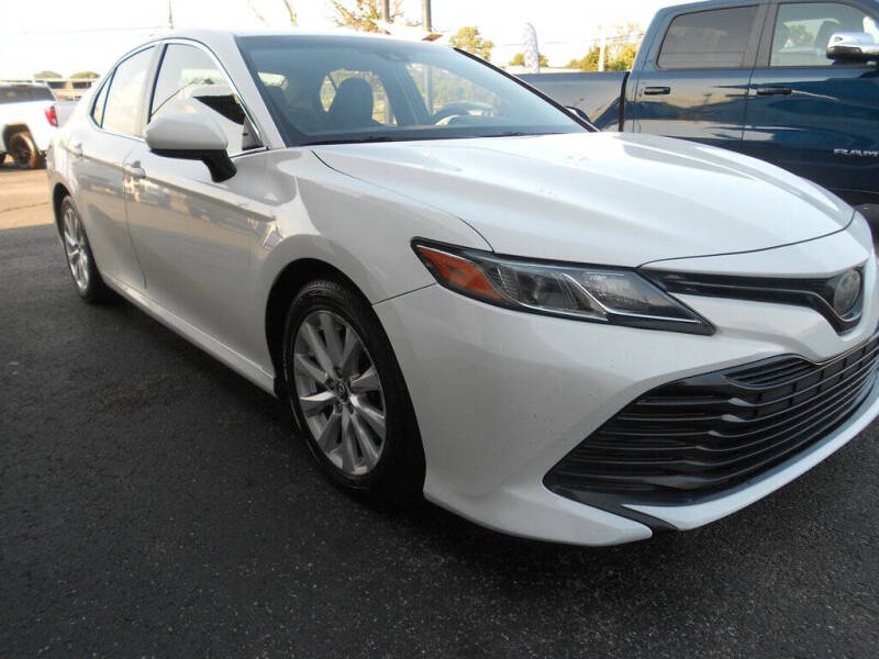 2018 Toyota Camry LE