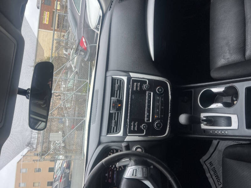 2016 Nissan Altima 2.5 SR