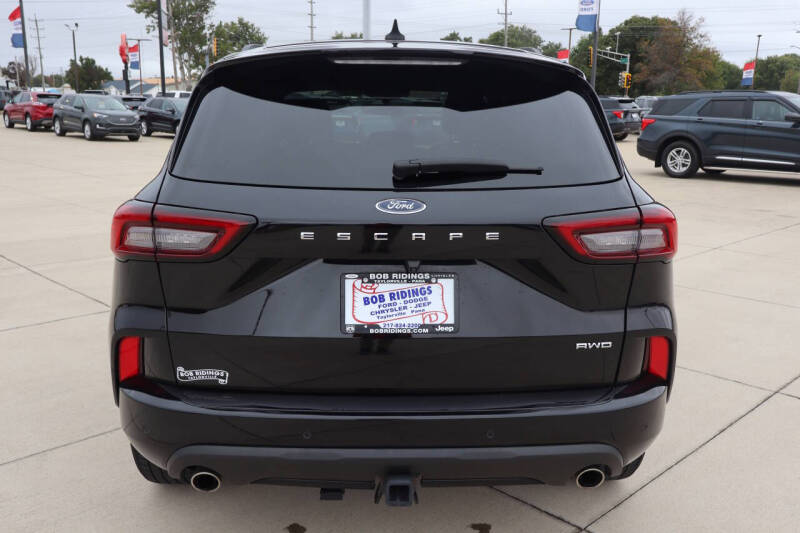 2023 Ford Escape ST-Line Select