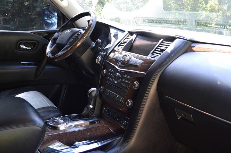 2012 Infiniti QX56