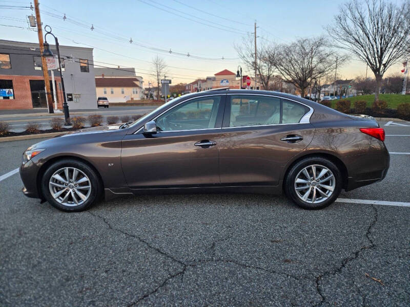 2014 Infiniti Q50 Premium