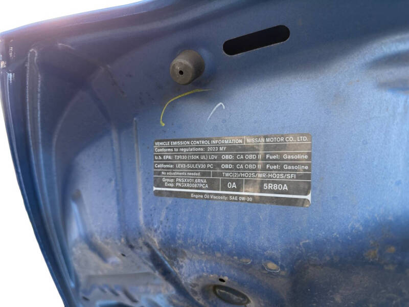 2023 Nissan Kicks SR