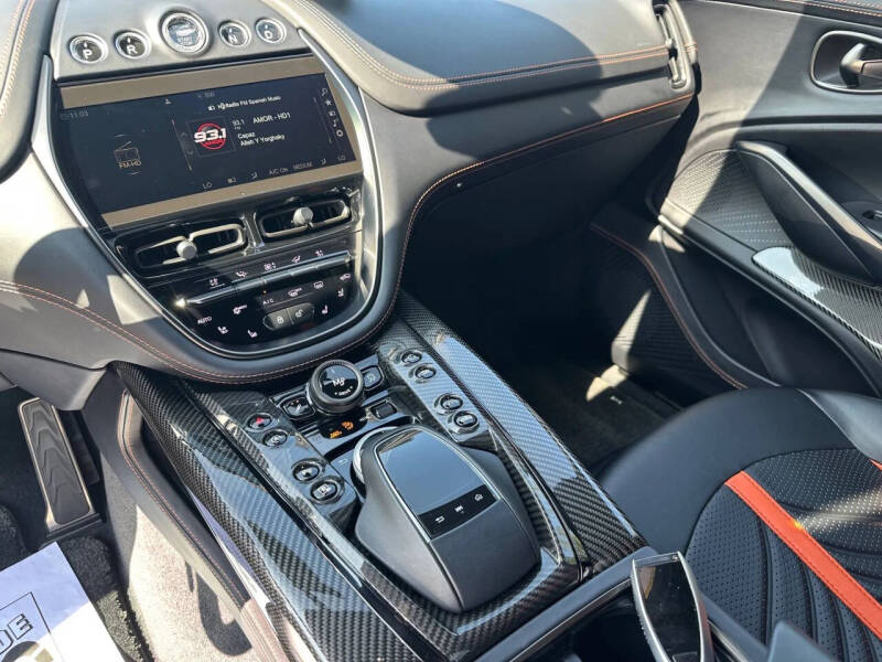 2023 Aston Martin DBX 707